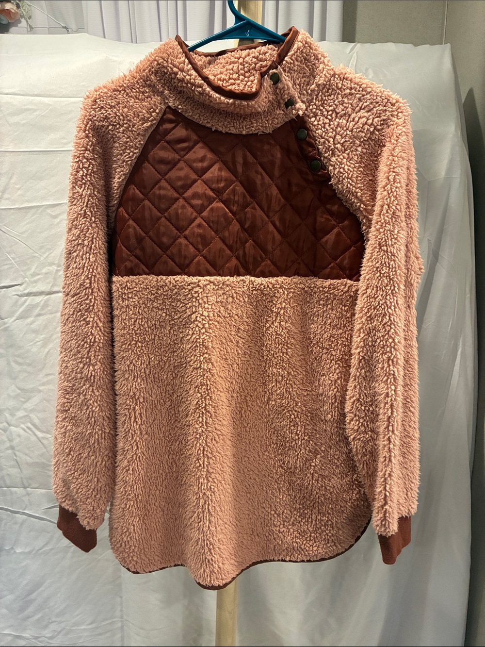 Natural Reflections Quilted & Sherpa Pullover in Dusty Rose and Rust